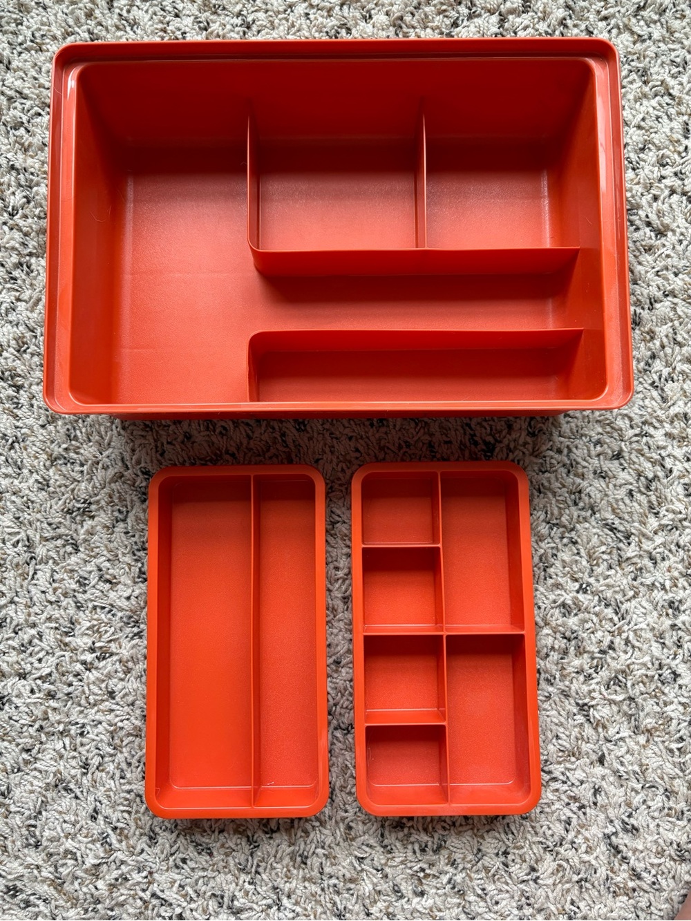 Vintage Tupperware Tuppercraft Sewing Craft Tackle Box Organizer 1421-3 Orange